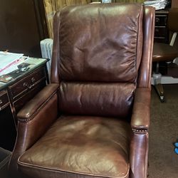 Top grain leather office chair by hooker closing out $600 was 1500