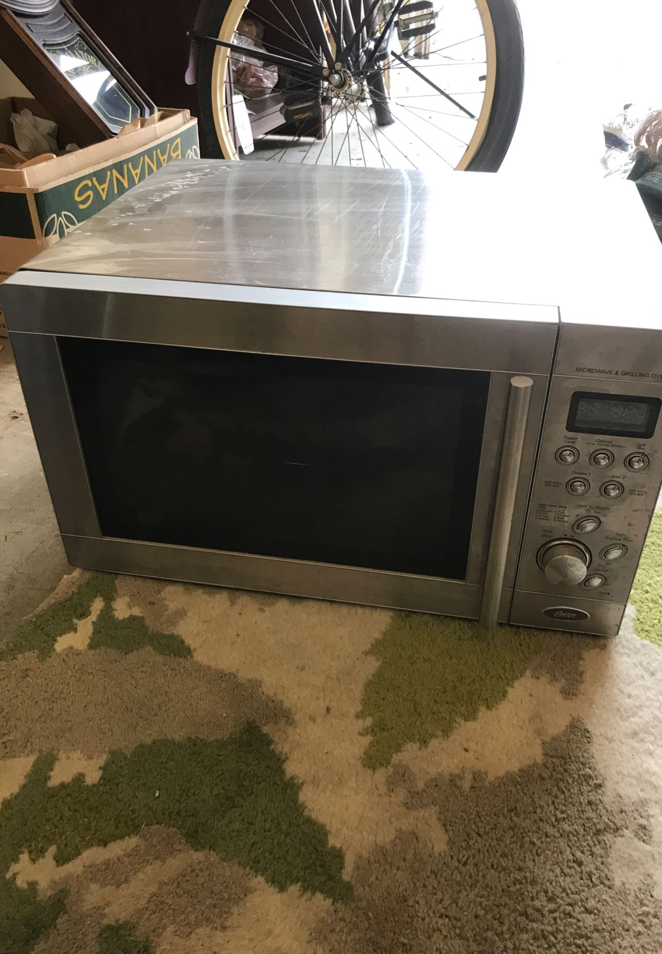 Oster microwave and grilling oven