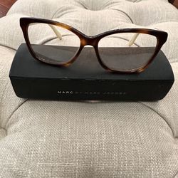 Women’s Eyeglass Frames