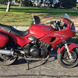 1998 Triumph Sprint Executive 