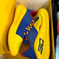 Curry sneakers