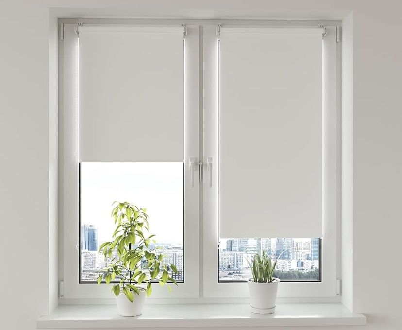 Sonello Blackout Roller Blind / Window Blind / Side Pull Blind / Clamp Blind, with Clamp fastening, No Drilling