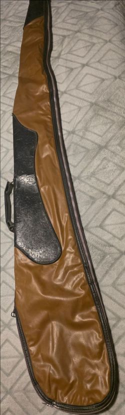 Vintage rifle case