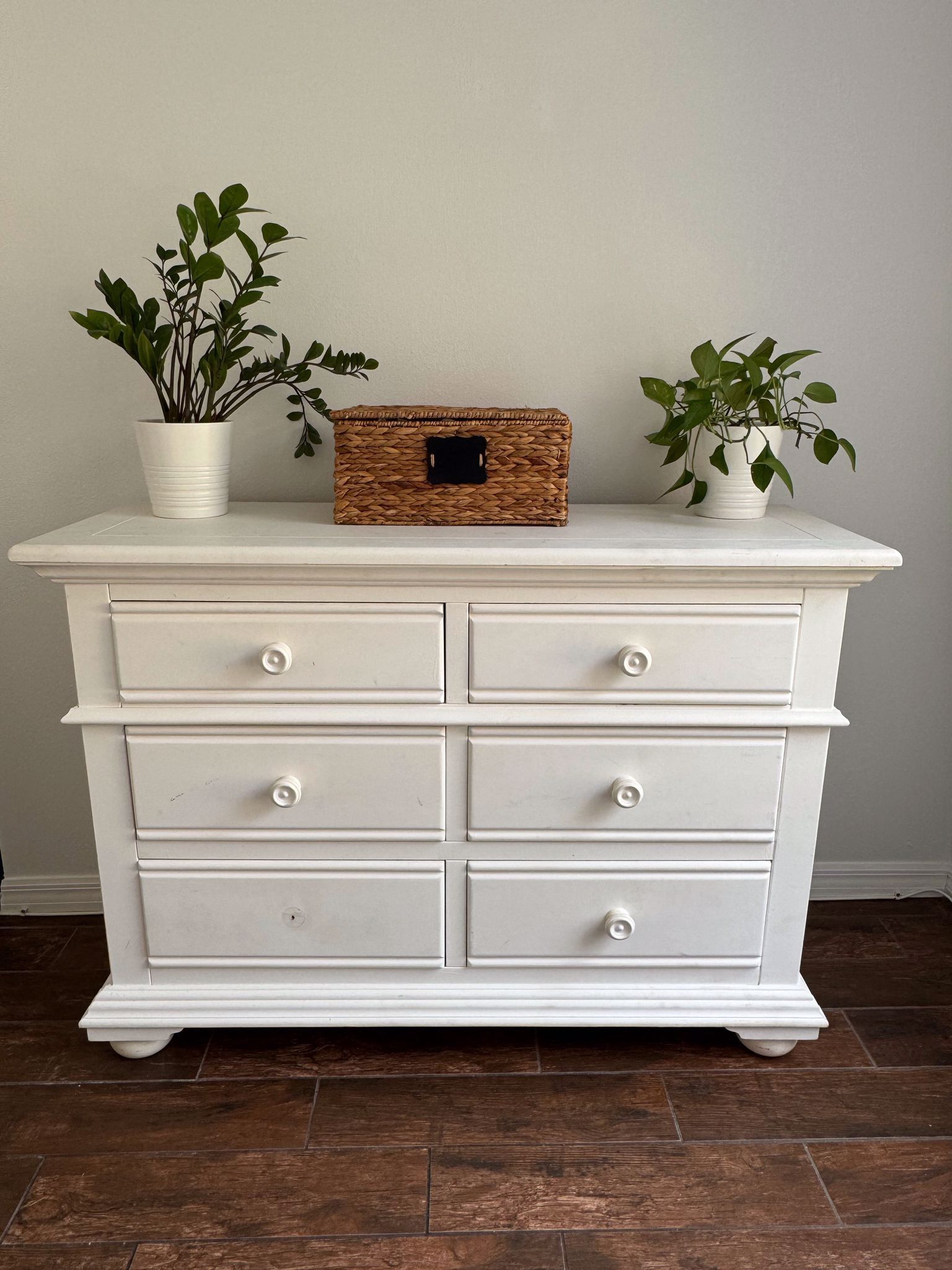 6 Drawer White Dresser