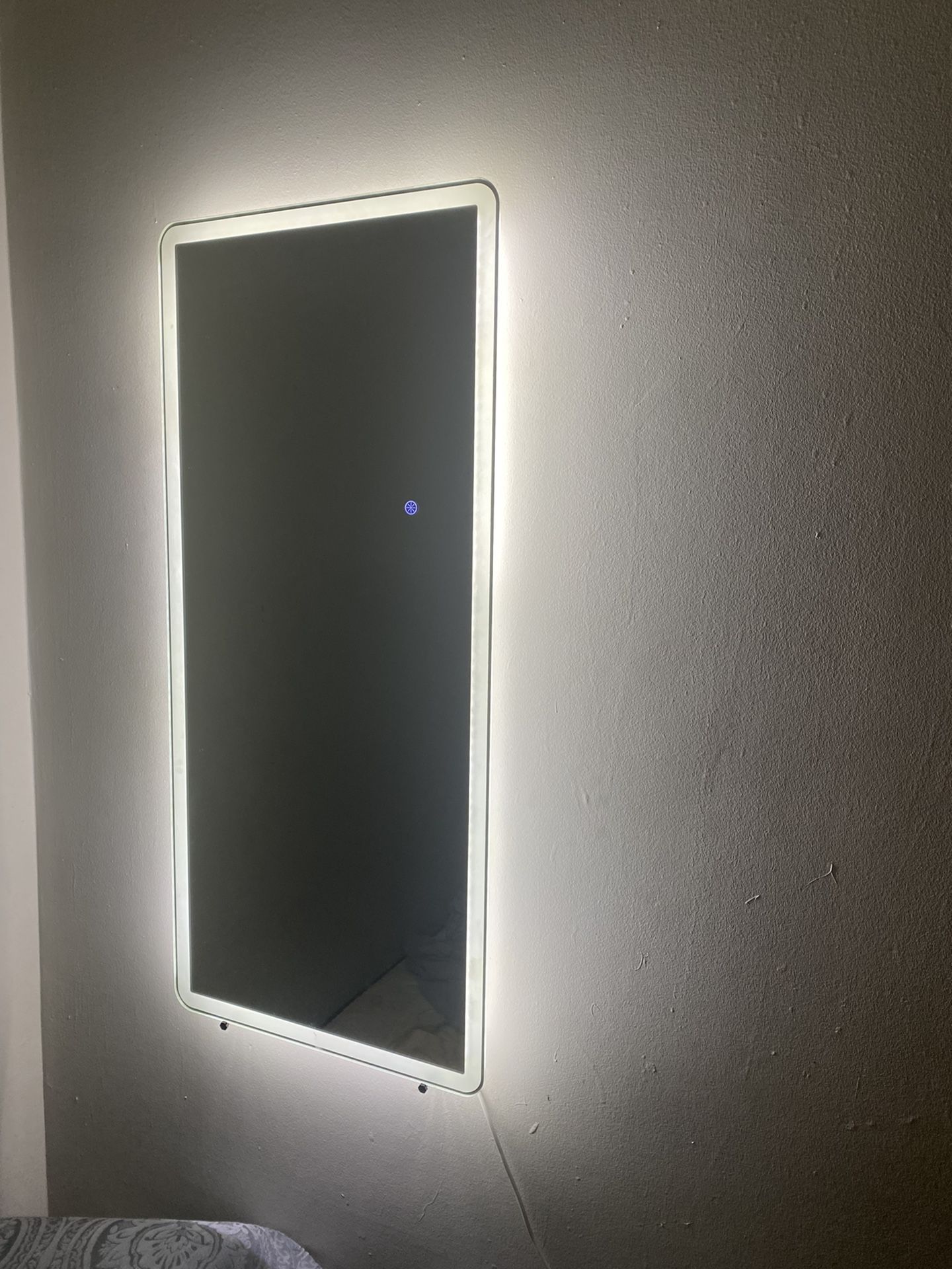47 Inch (heavy) led Mirror 