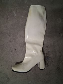White Patent Knee-High Go-Go Boot – SINGLE Boot Only