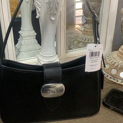 New. Coach. Purse. 👛 