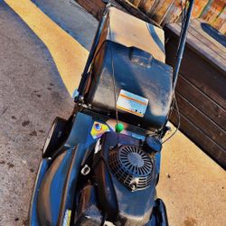 Honda HRX Hydro Self-Propelled Lawn Mower with RotoStop Blade Stop System, 201cc Honda