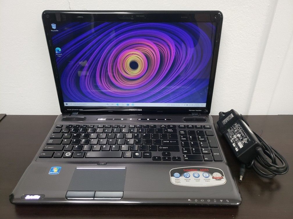 TOSHIBA SATELLITE A665-S6070 / 640GB HDD / 8GB RAM / i7 Q720 1.60GHz / NVIDIA / 15.6" / WIN 10