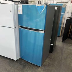 FRIGIDAIRE 30 in. 18.3 cu. ft. Top Freezer Refrigerator 