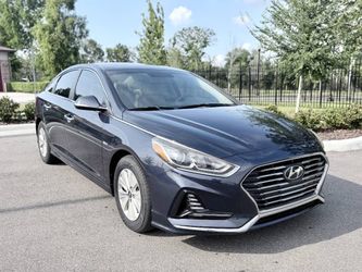 2018 Hyundai Sonata Hybrid