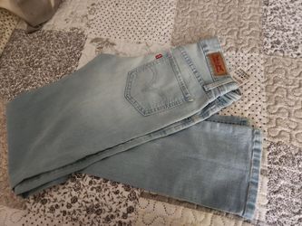 Levi's
