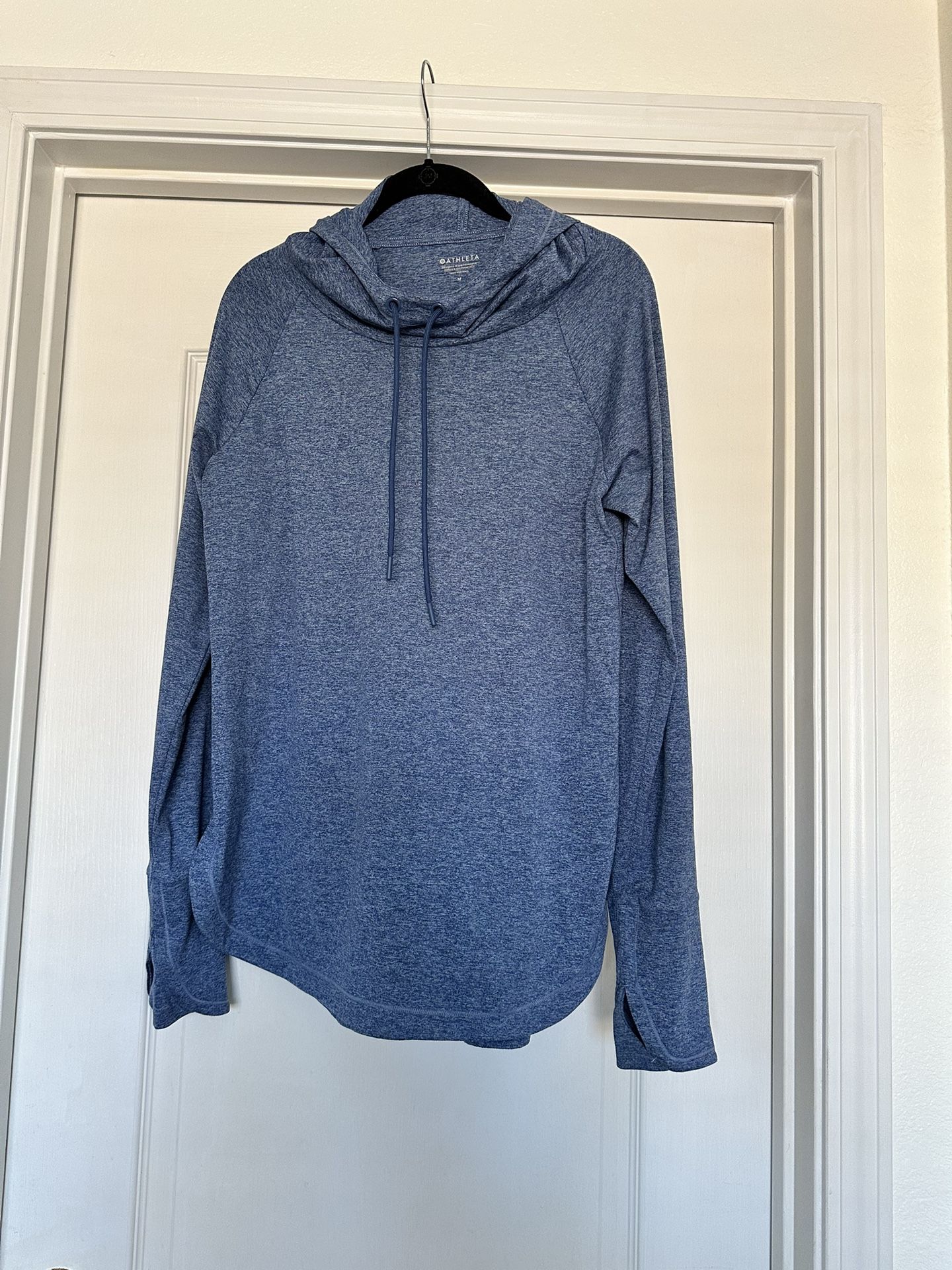 Women’s Athletica Pullover