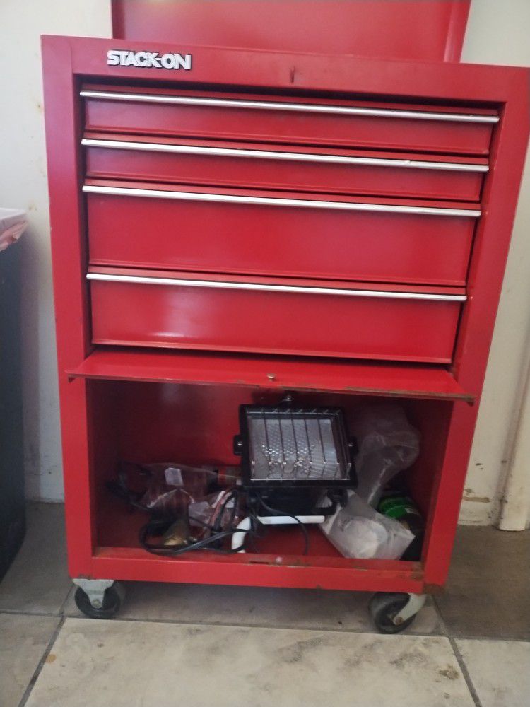 Craftsman Stack-on Metal Toolbox W/Tools & Mechanic Light Included 