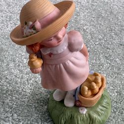 Vintage 1985 Avon collectible “Easter charm” limited edition porcelain figurine