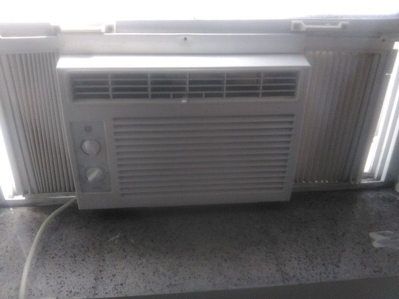GE 5000 Btu Window Air Conditioner AC