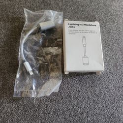 Lightning Adapter To 3.5mm