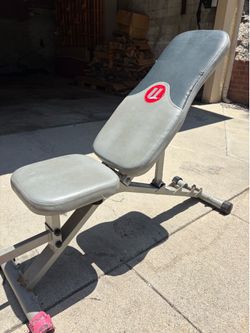 Weight bench