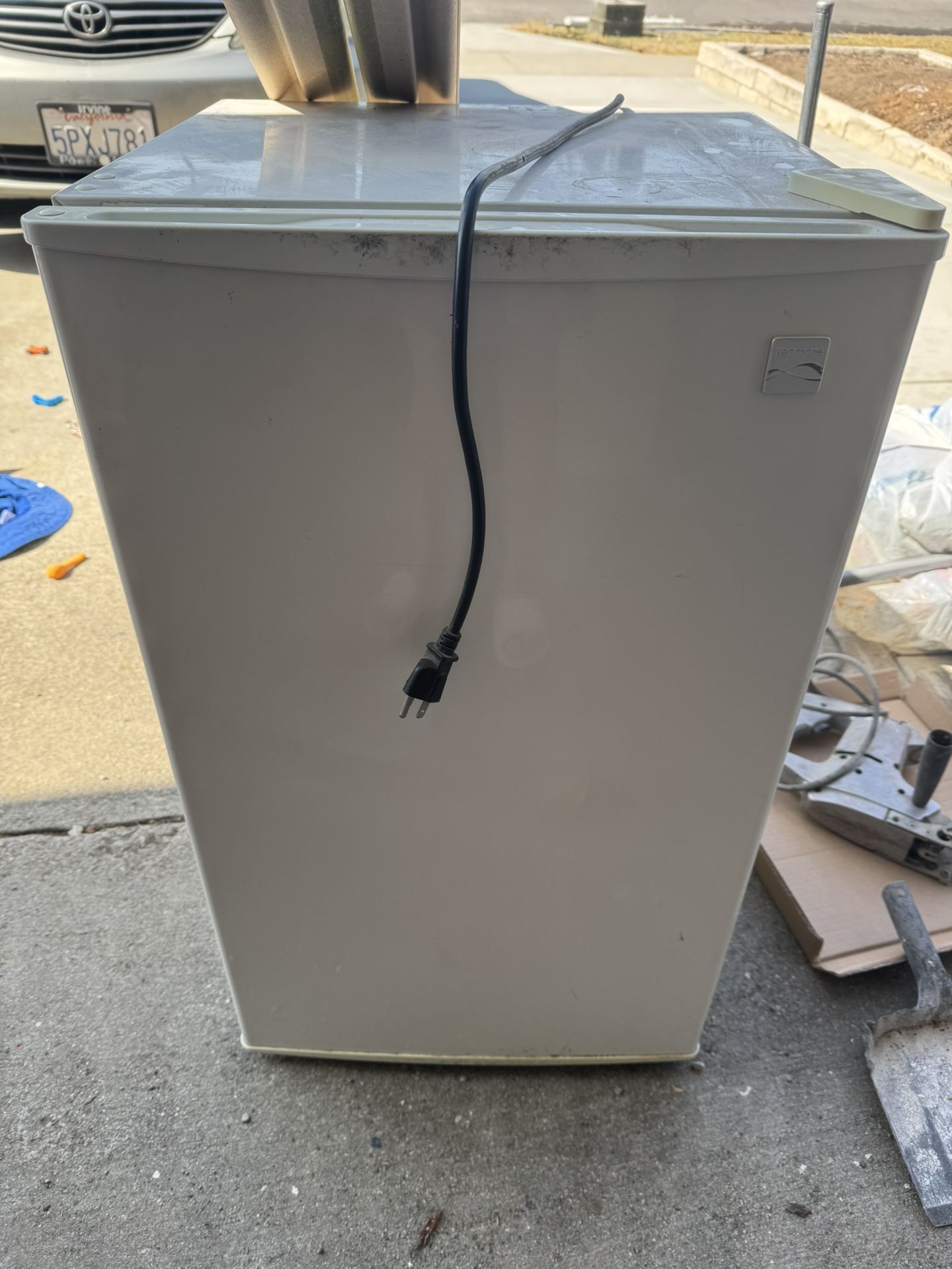 Mini fridge Kenmore