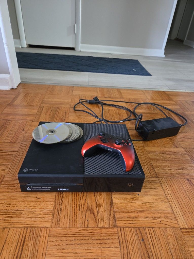Xbox 1 With Controller And 16 Games And Power Cord And HDMI cord