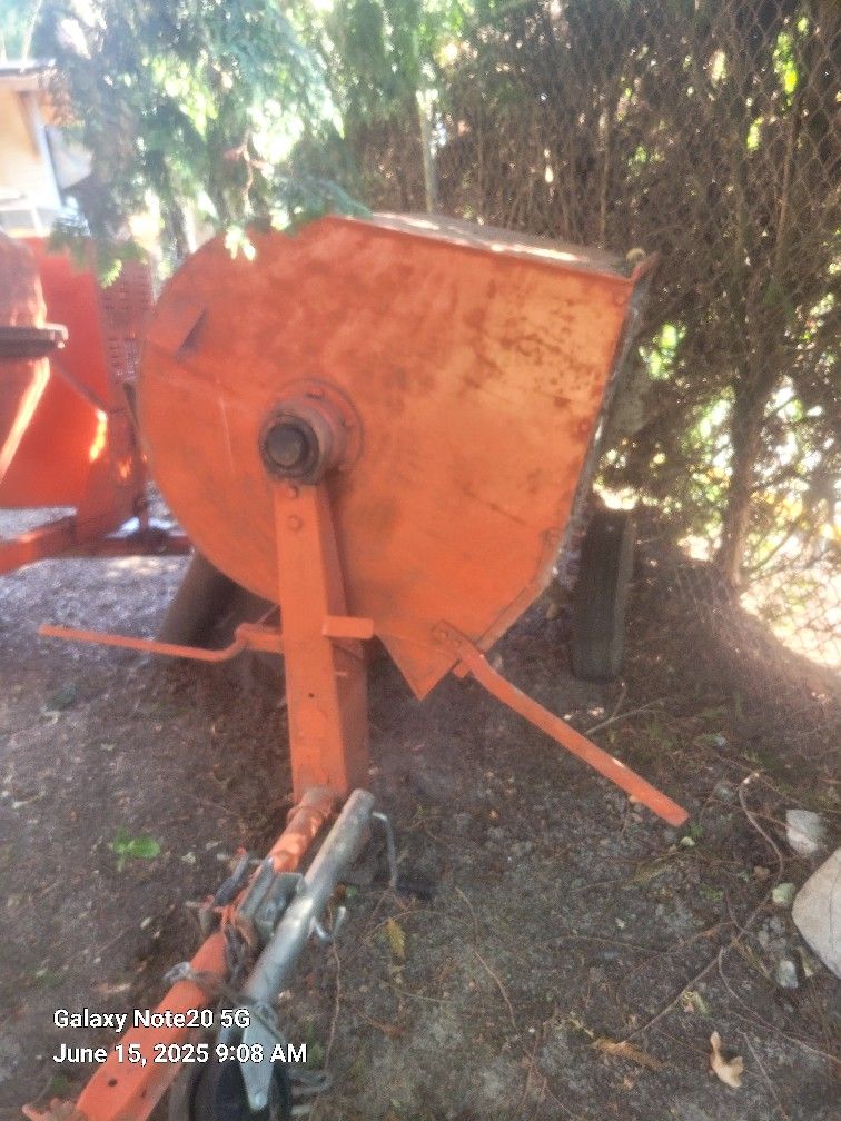Cement Mixer Tow Behind