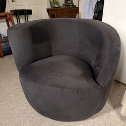 Nautilus Swivel Chairs by Vladimir Kagan