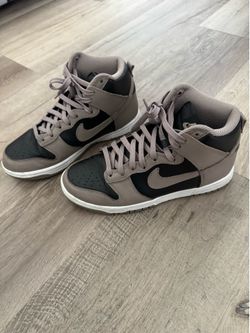 Women’s dunks