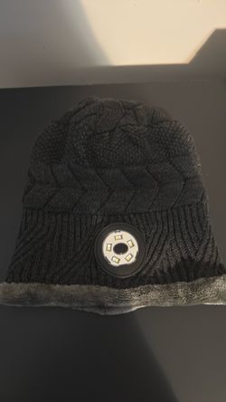 Highever Beanie With Light