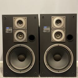 Pair Of Vintage PIONEER Speakers 