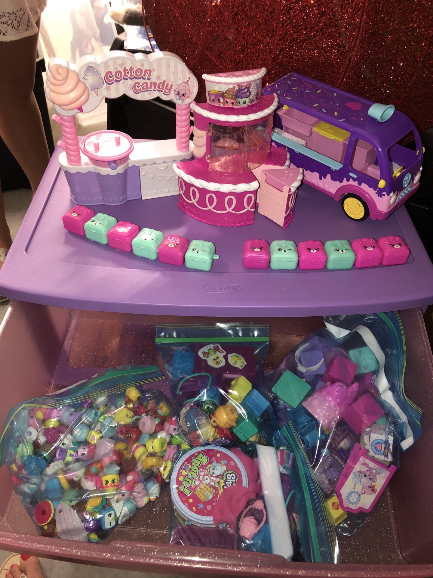 Shopkins toy set