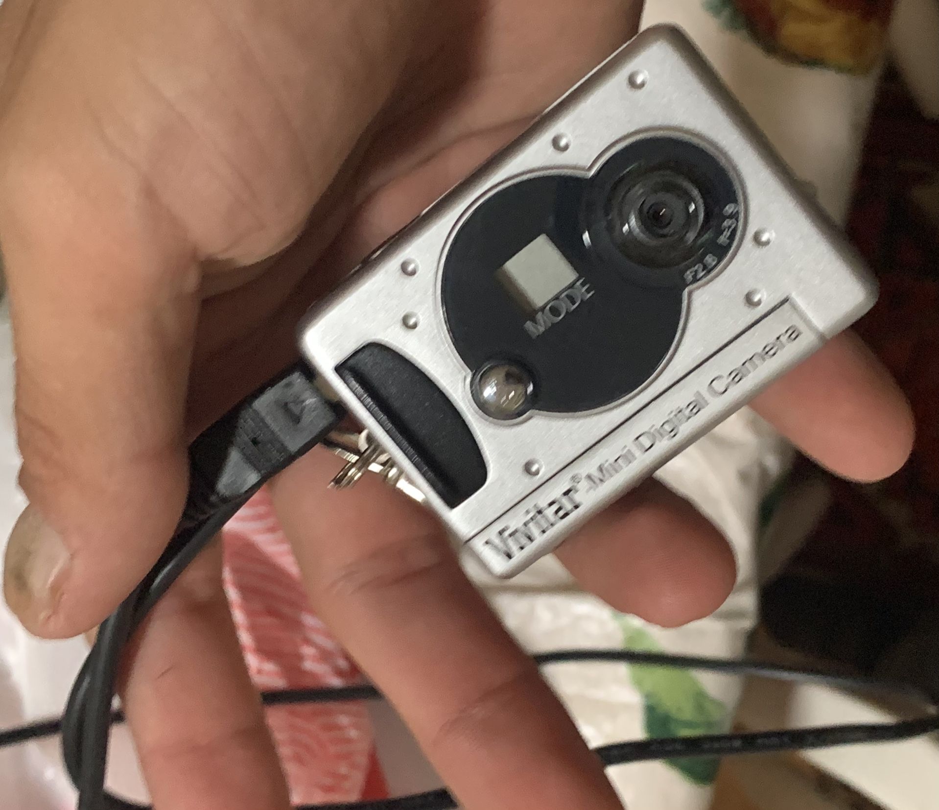 Silver Vivitar Mini Digital Camera W Charger Cable Like New