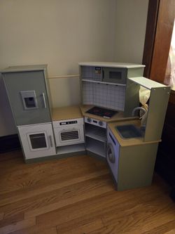 Kids Kitchen