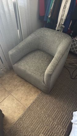 Swirl Accent And Chair