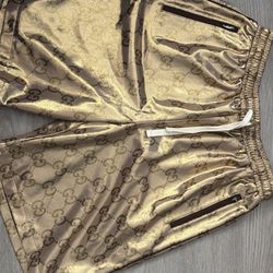 Gucci Shorts Never Worn. Retail 2k+