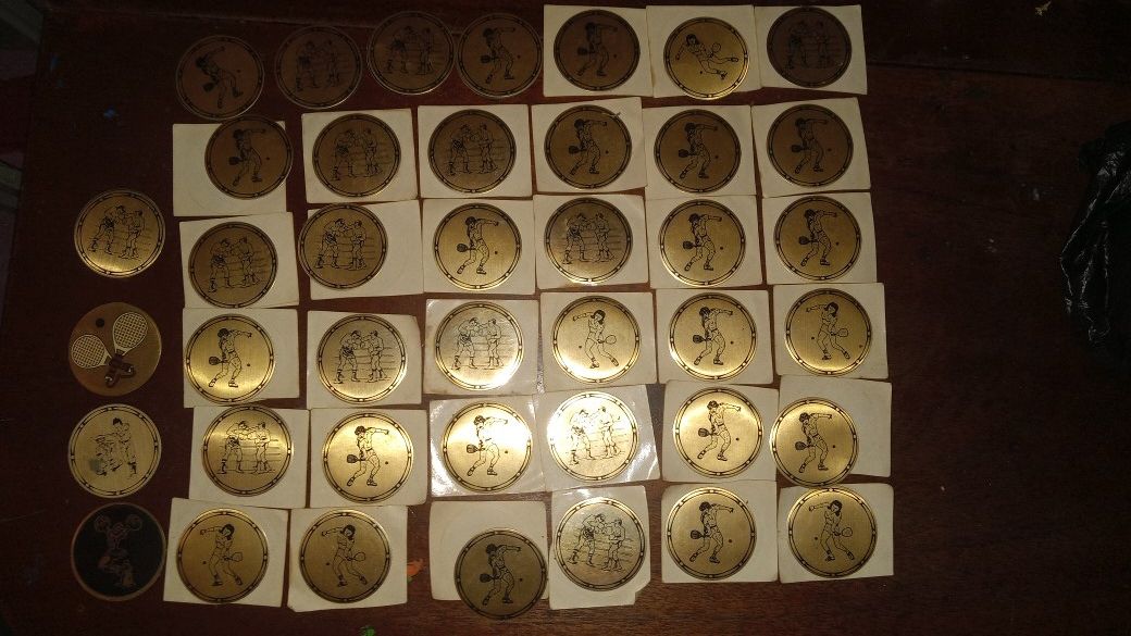 COLLECTIBLE 41 FOLD FOIL STICKERS FROM THE 70s