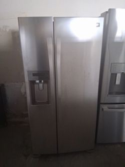 Refrigerator brand LG everything is and good working conditions 3 months warranty delivery and installation