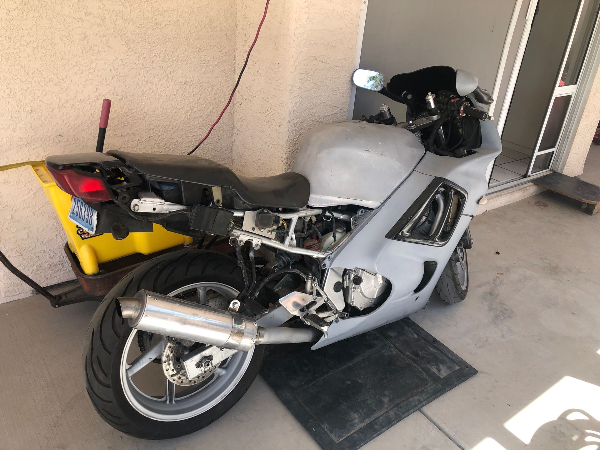 92 Honda cbr 600 F2 for Sale in Henderson, NV - OfferUp