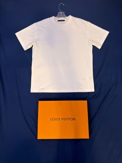 Louis Vuitton Embossed LV T-Shirt White Size M w/ Original Box