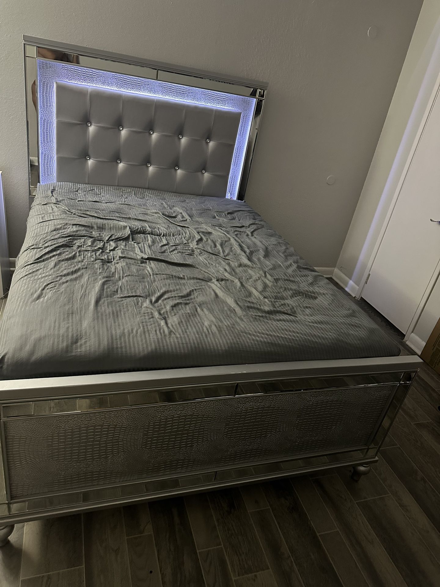 Bedroom Set