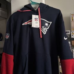 Brand New Nike  Mens medium NE Patriots Hoodie