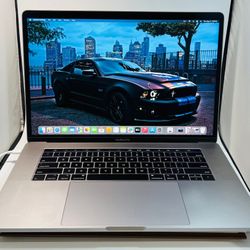 MacBook Pro 15” 2.9Ghz 6-Core i9 16GB 500GB Radeon Pro 560X 4GBVRAM Read Description