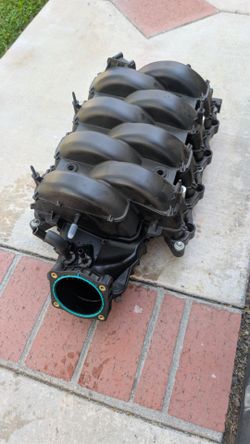 3rd gen Coyote intake manifold