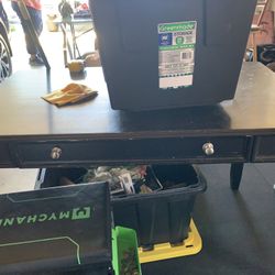 Wood desk $60 OBO