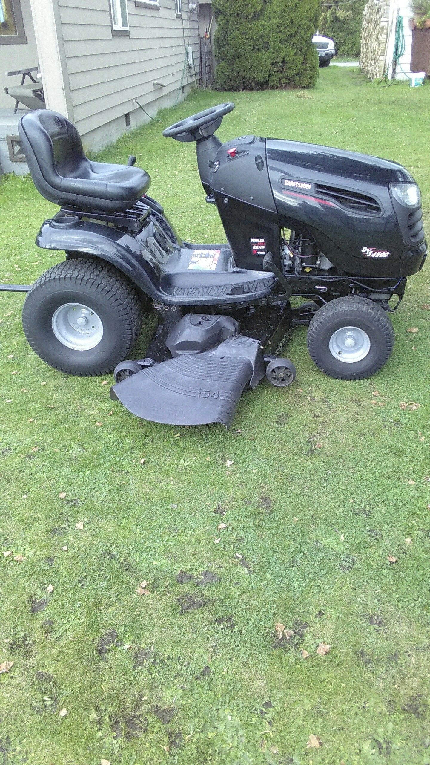 ( sold ) 2009 Craftsman DYS 4500 riding mower with lawn sweeper for