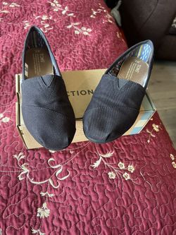Toms