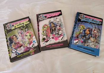Monster high books