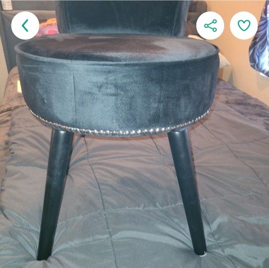 Now Velvet Chair