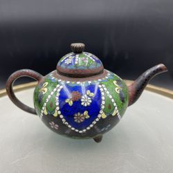 Vintage/Antique Chinese Cloisonné Enameled 5” Tea Pot Floral/Butterfly Motif