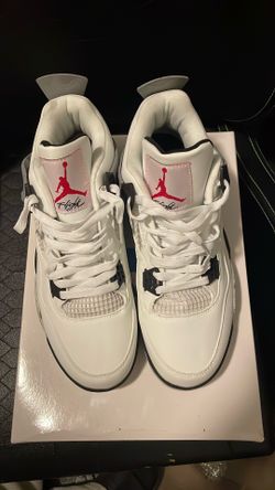 Jordan 4s