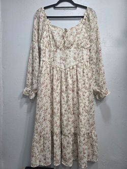 Celebrity Pink Cream Floral Long Sleeve Dress